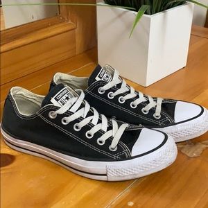 Low Rise Black Converse Size 8